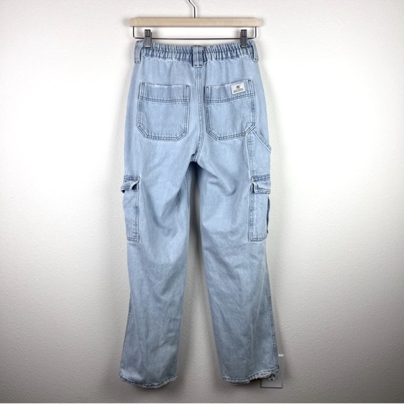 BDG Urban Outfitters Skate High Rise Utility Cargo Jeans | Size 28 | Light Wash - Picture 5 of 12